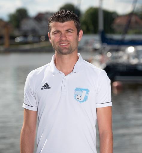 “Wierzę w swój zespół” – przedsezonowy wywiad z trenerem Wojciechem Figurskim