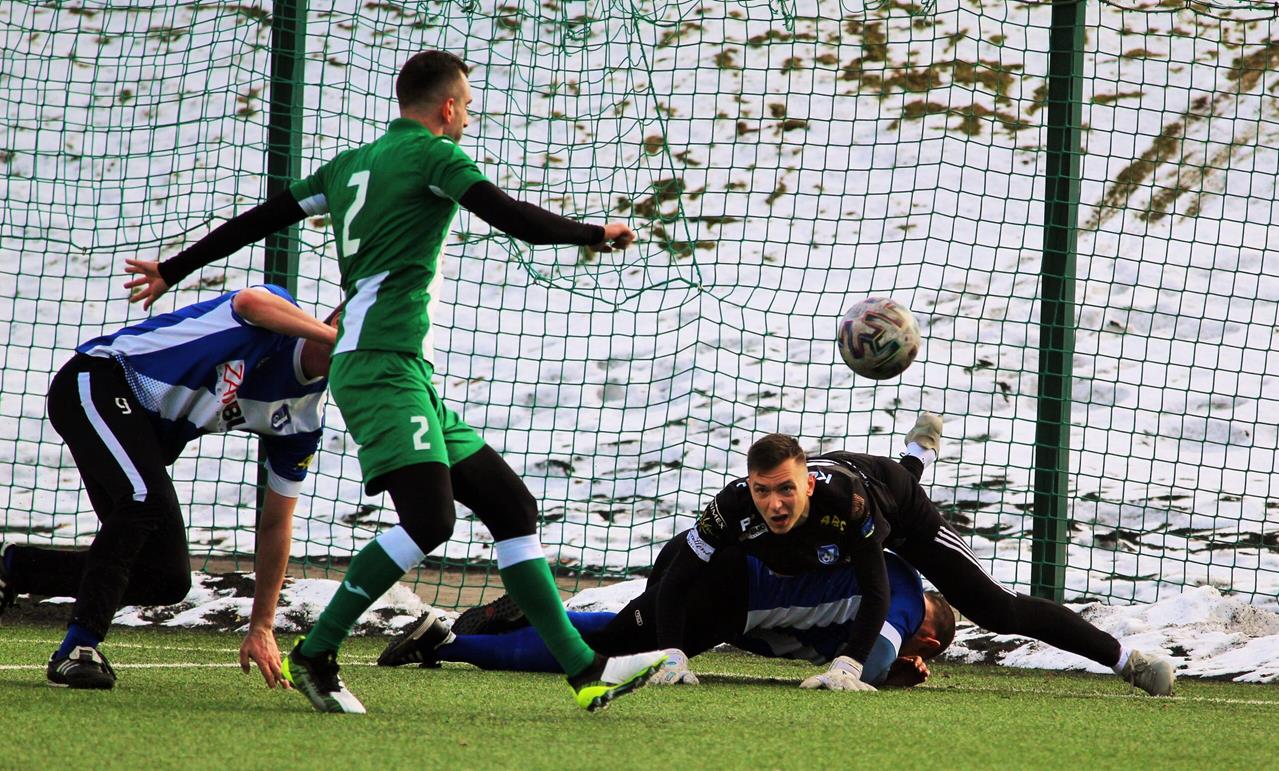 Walka i piękny gol Kwiatkowskiego. Jeziorak Iława – Mławianka Mława 2:1 (0:1)