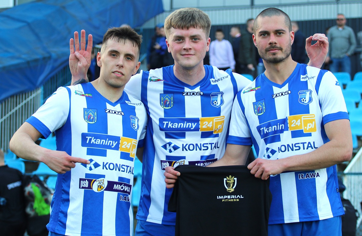 Zostają w klubie: Błażej Turowski