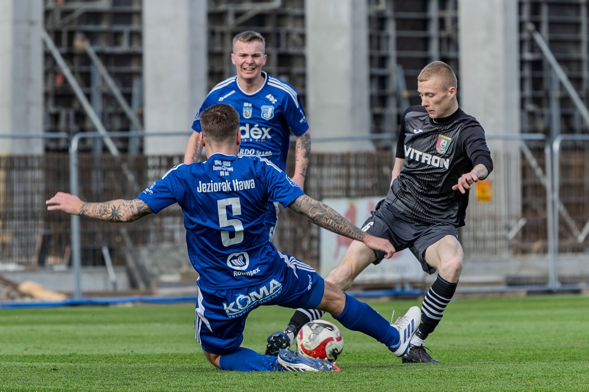 Znowu minimalna porażka… Jeziorak Iława – Znicz Biała Piska 1:2 (0:2)