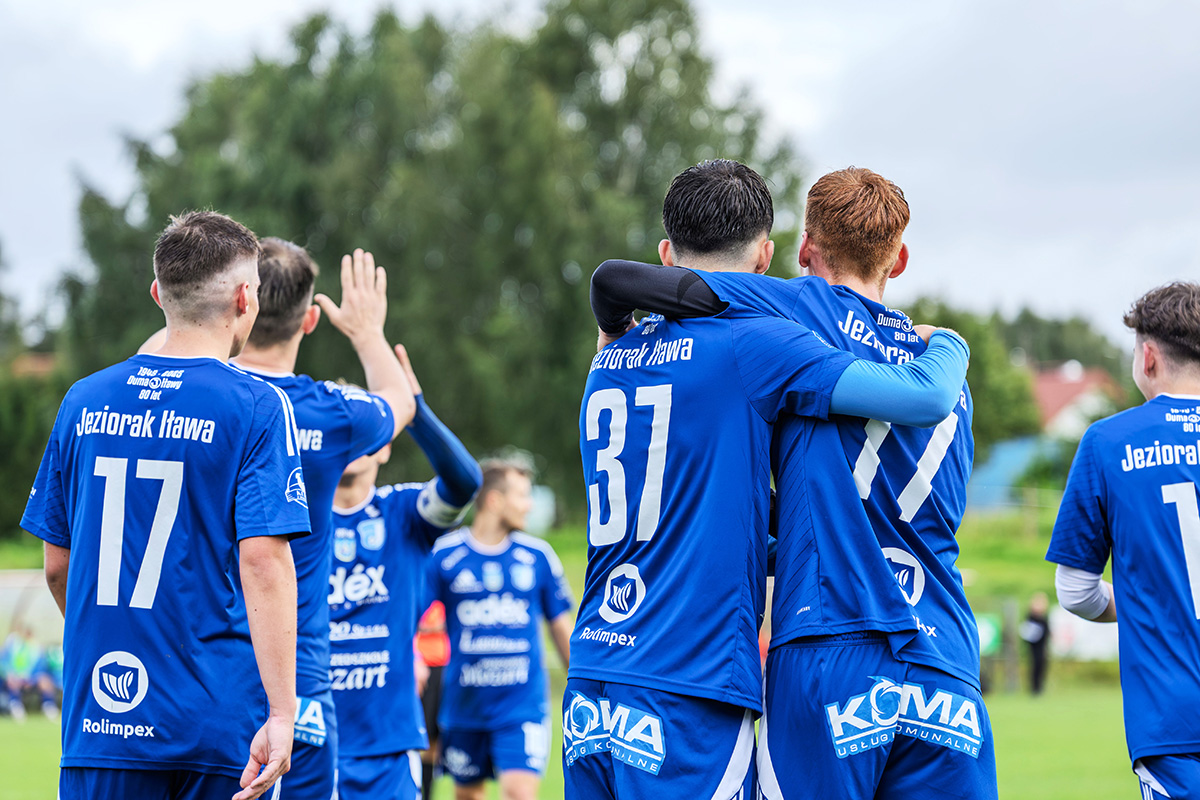 Galeria z meczu Kormoran Zwierzewo – Jeziorak Iława