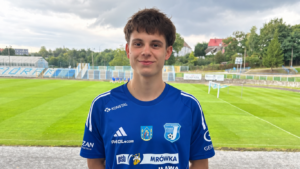 Młody Iławianin w Dumie Iławy. Jakub Zalewski dołącza do Jezioraka